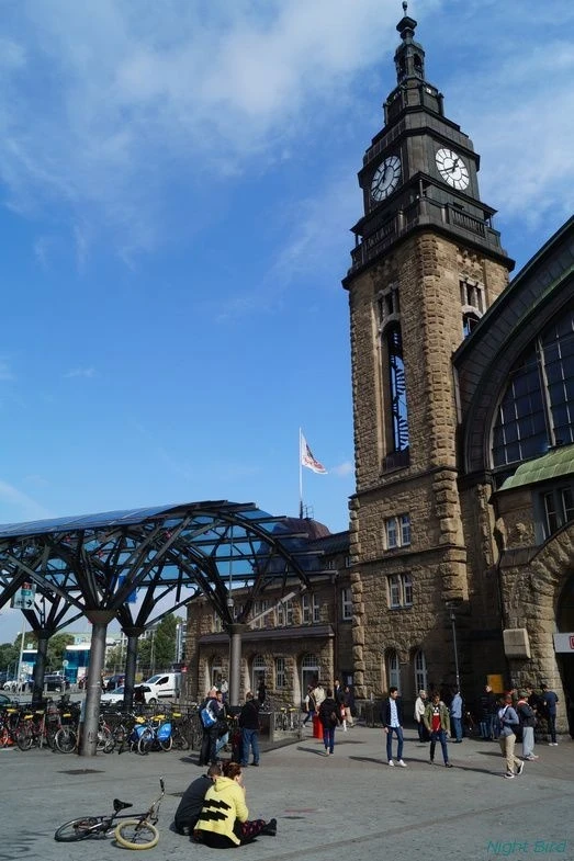 Hauptbahnhof