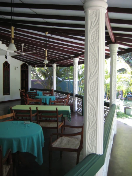 Мини-гостиница La Safari Inn Tissamaharama