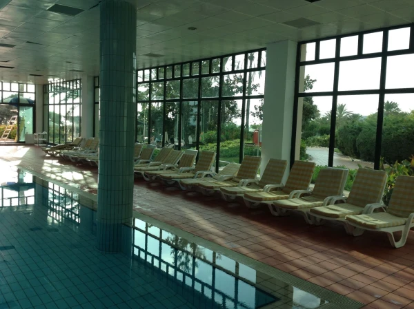 крытый бассейн