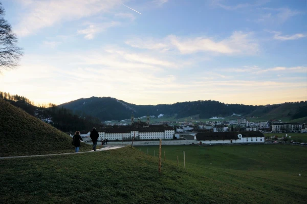 Вид на монастырь Айнзидельна (Einsiedeln)