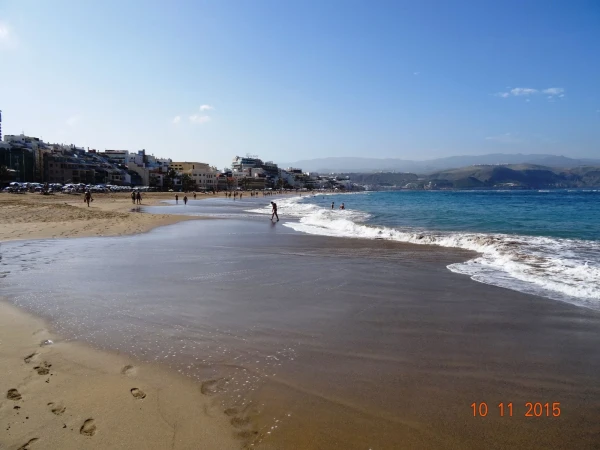 Playa de Las Canteras: "наш" кусочек пляжа...