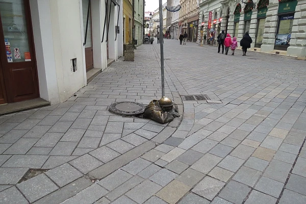 Братислава