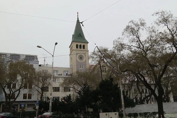 Братислава