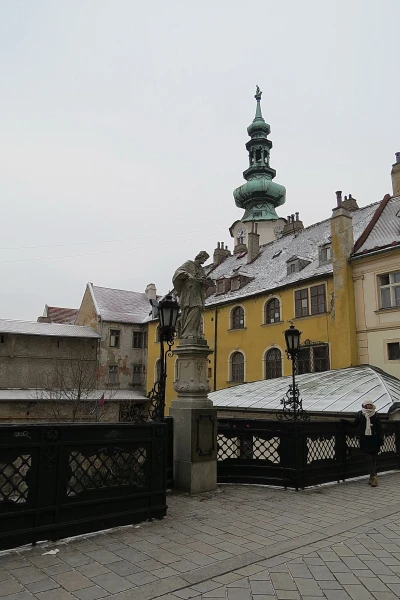 Братислава
