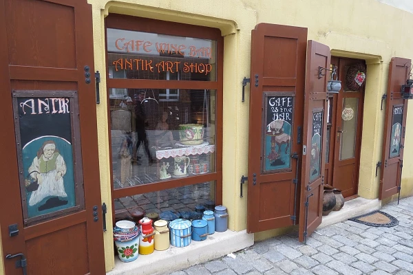 Братислава