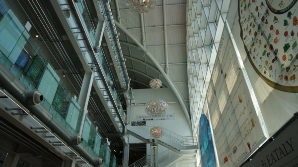 Супермаркет еды EATALY