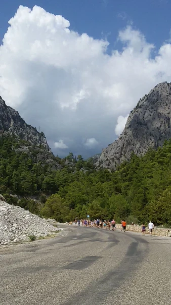На пути к водопаду в ущелье Kesme Boğaz