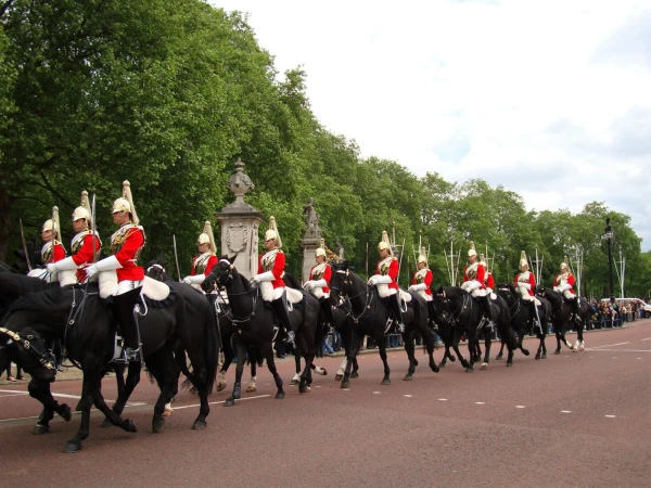 Buckingham Palace, конная гвардия