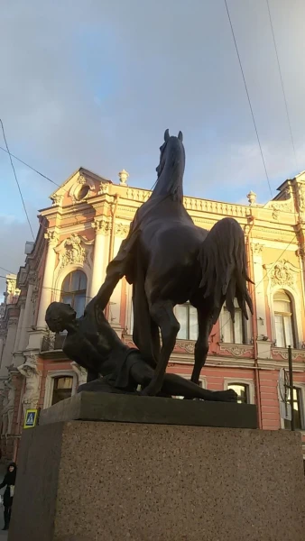Аничков мост