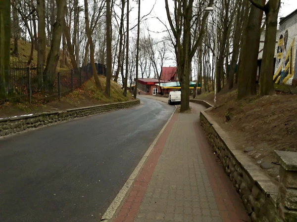 Спуск по Береговому переулку