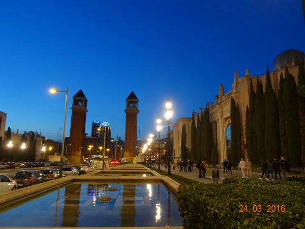 Avinguda de la Reina Maria Cristina