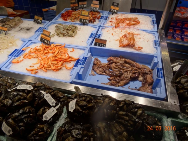 Arenas de Barcelona: Mercadona...