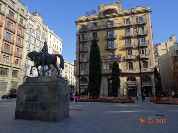 Plaça de Ramon Berenguer el Gran