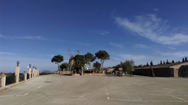 Restaurante Es Molí D'En Sopa: Carretera de Manacor a Porto Cristo, km 4