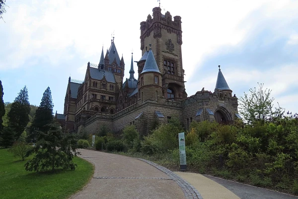 Кёнигсвинтер, Schloss Drachenburg