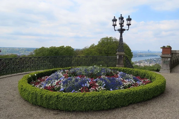 Кёнигсвинтер, Schloss Drachenburg