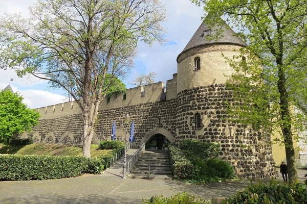 Кёльн, Артиллерийская башня