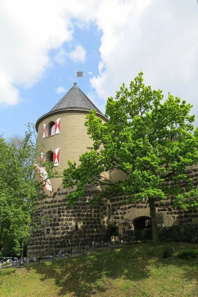 Кёльн, Гвардейская башня