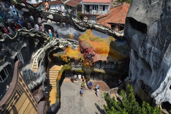 Crazy House