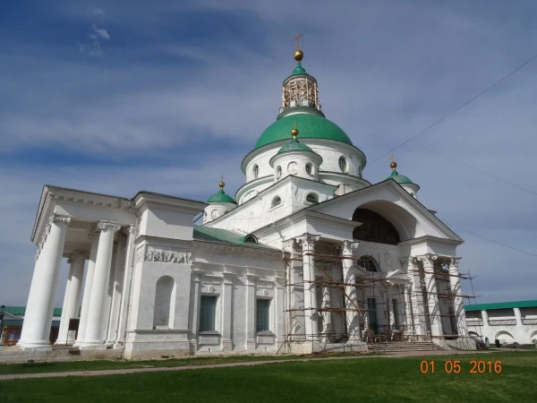 Собор Святого Димитрия Ростовского