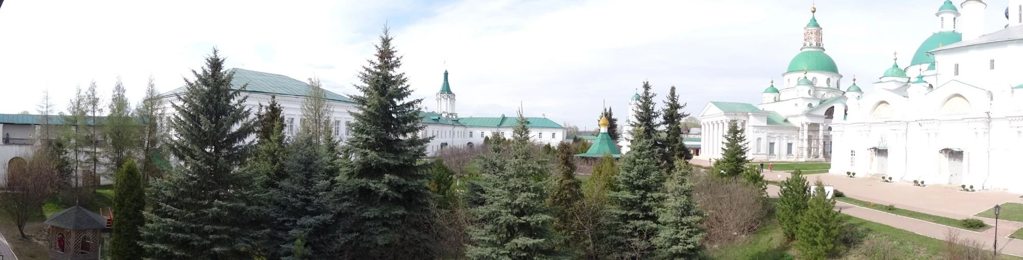 Вид с Юго-западной башни...