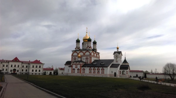 Троице-Сергиев Варницкий монастырь