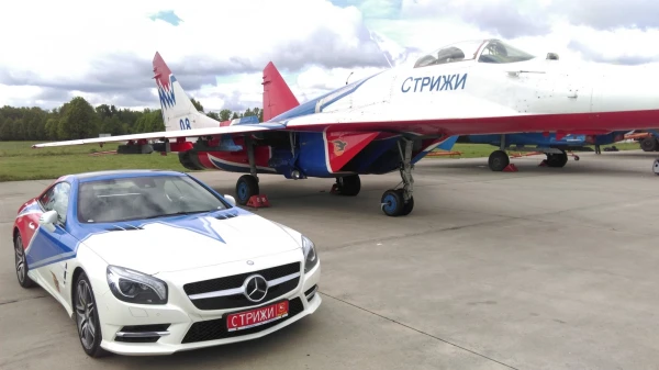 Авиабаза "Кубинка": выставка авиационной техники...