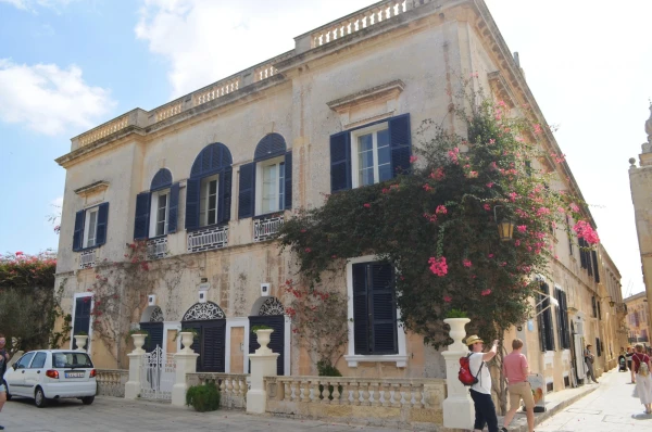 Палаццо Фальцон (Palazzo Falson)