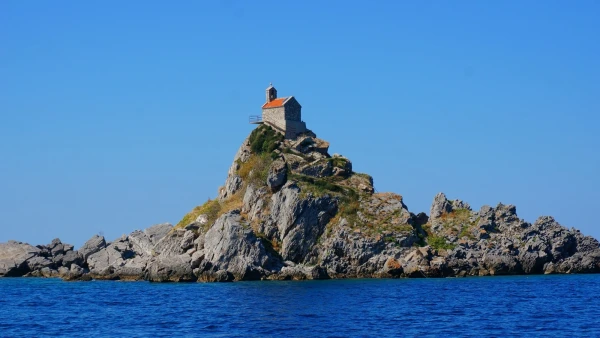 Виды во время морской прогулки