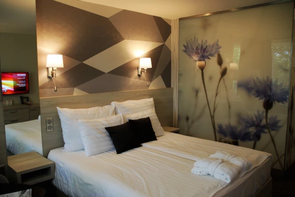 Наш номер в отеле Danubius Health Spa Resort Margitsziget 4* (Будапешт, остров Маргит).