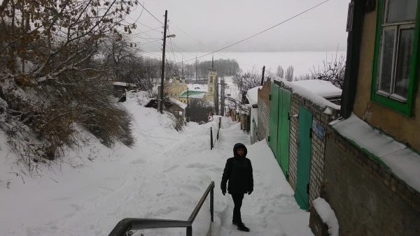 спуск к реке