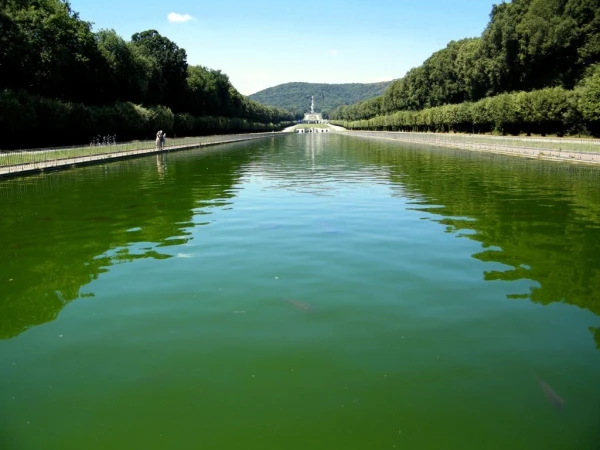 а водопад все дальше и дальше