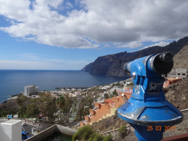 El Mirador Archipenque: вид на Los Gigantes...