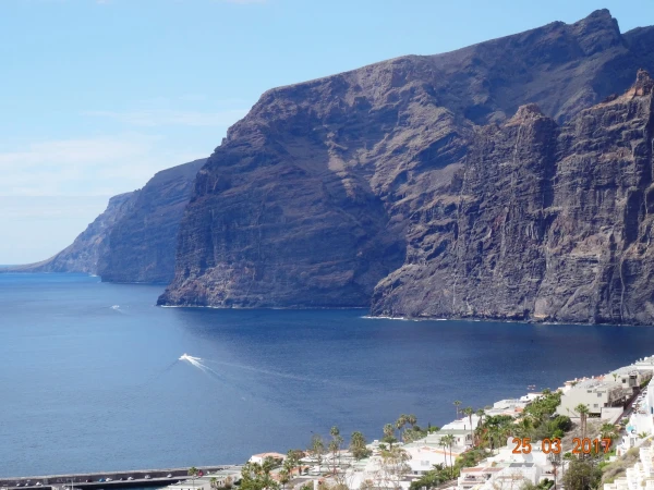 Los Gigantes...