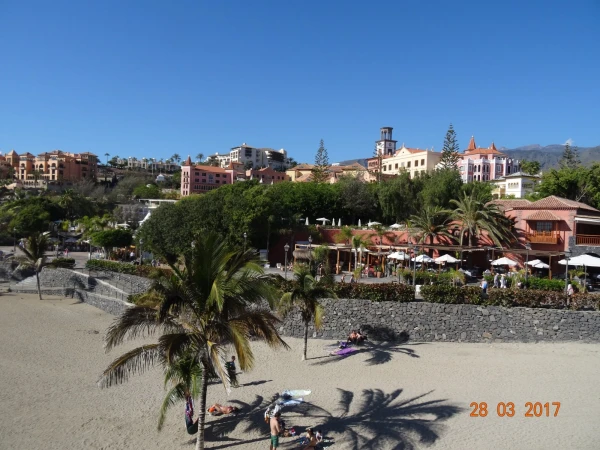 Playa del Duque, виды...
