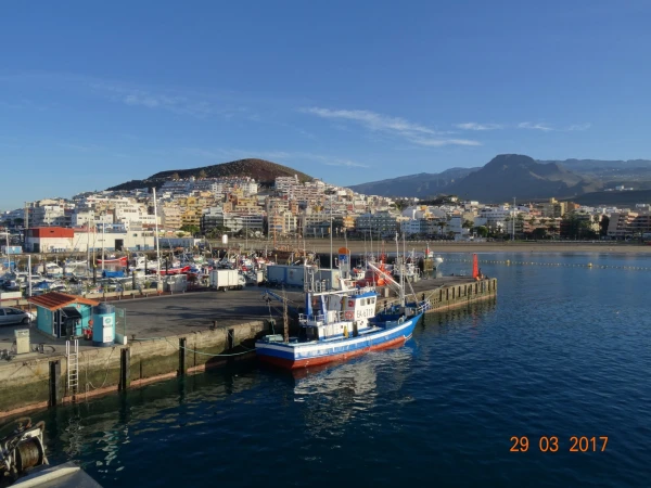 Puerto Los Cristianos