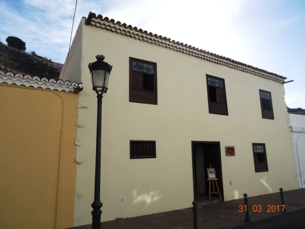 Calle Real № 56 - Casa de Colon