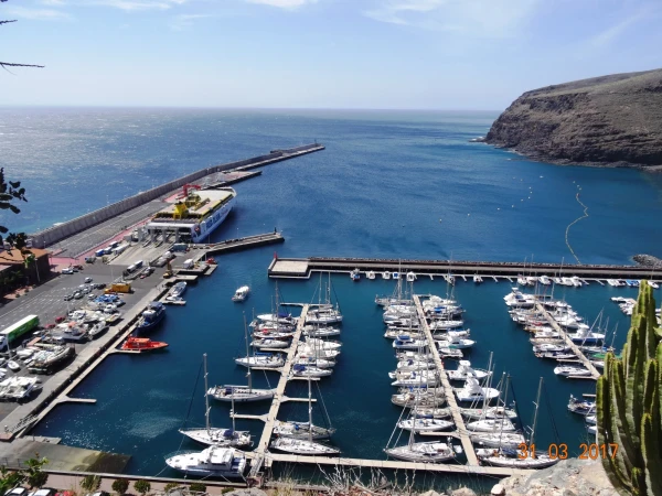 Parador de La Gomera: виды из отеля и в самом отеле...