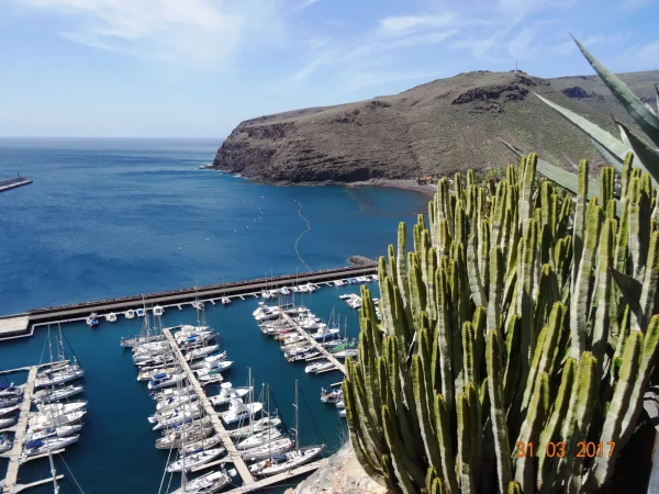 Parador de La Gomera: виды из отеля и в самом отеле...