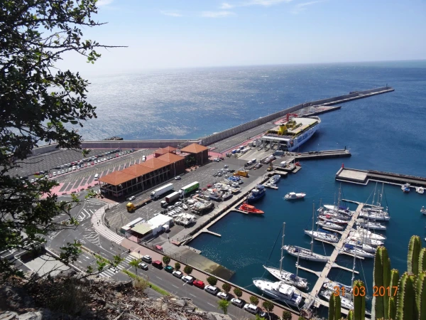 Parador de La Gomera: виды из отеля и в самом отеле...
