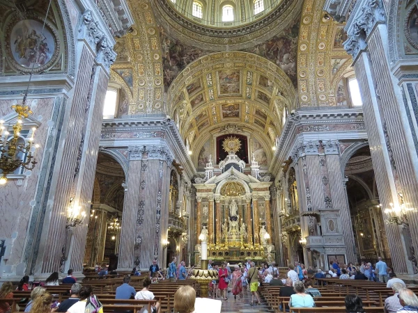 церковь Gesu Nuovo