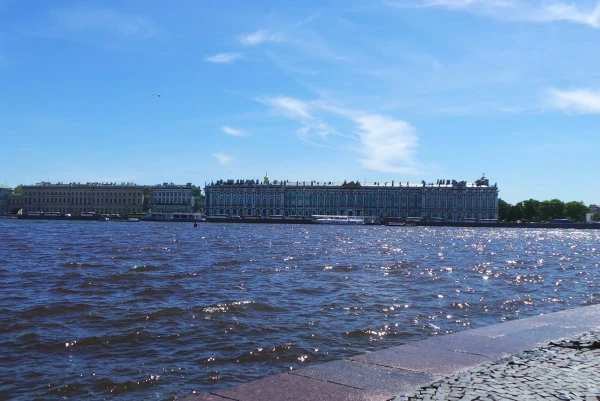 Нева, Эрмитаж