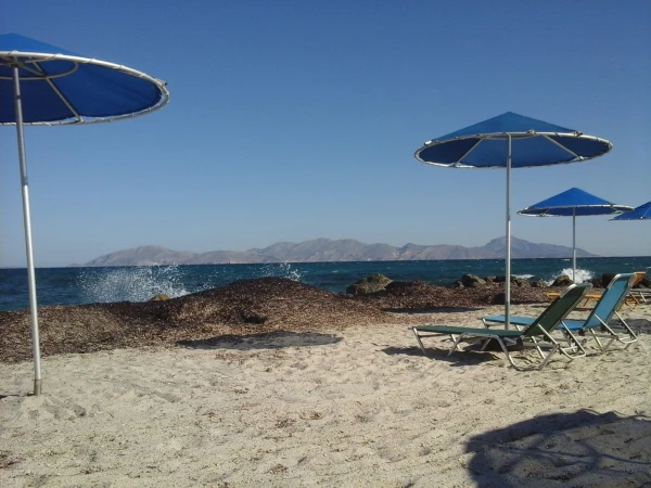 Eurovillage Achilleas Hotel: пляж отеля...