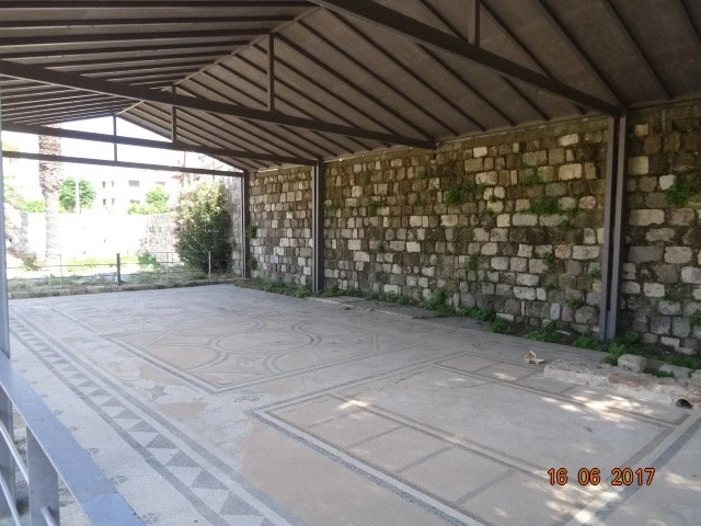 Western Archaeological Zone