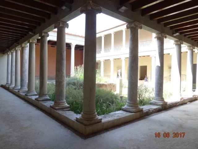 Casa Romana