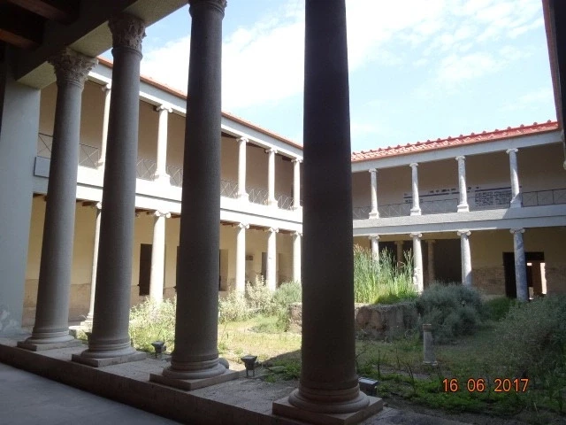 Casa Romana