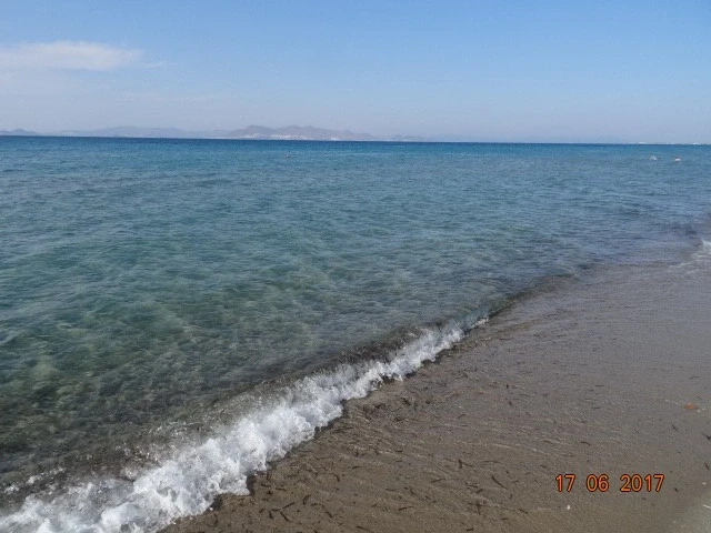 Tigaki Beach