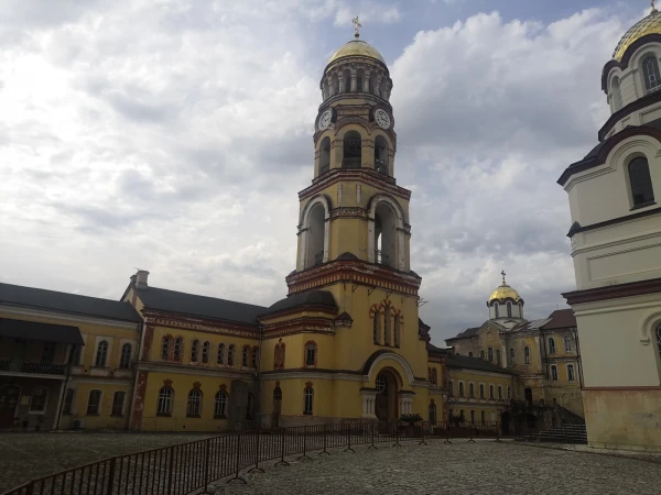 Новоафонский монастырь 