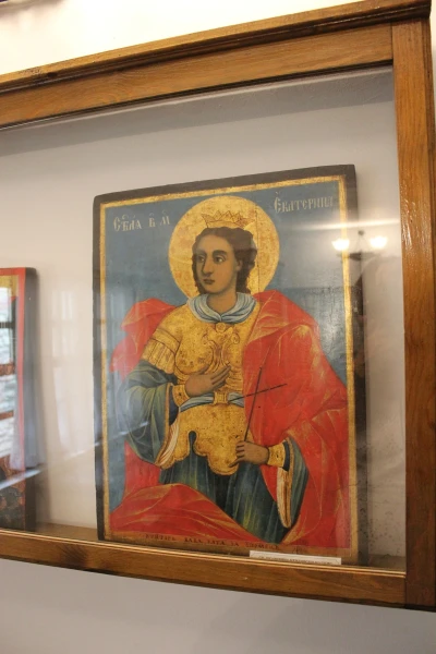 Икона Богородицы во дворце