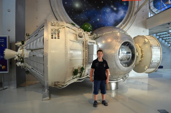 Искусственный спутник Земли "Космос-1514" ("Бион-6")